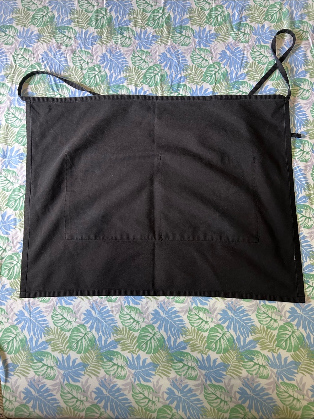 Allstar Uniforms Black 2-Pocket Server Waist Apron - Picture 9 of 11
